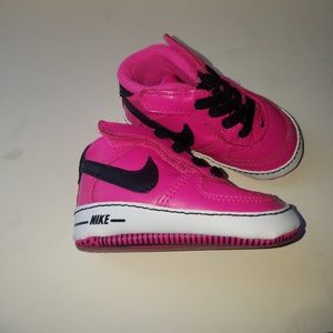 EUC-NIKE AIR FORCE 1 CRIB SHOE SZ1